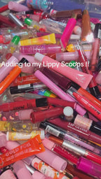Pout Perfection Small Lippy Scoop - 8 Surprise Lip Products ** Limited time Price***