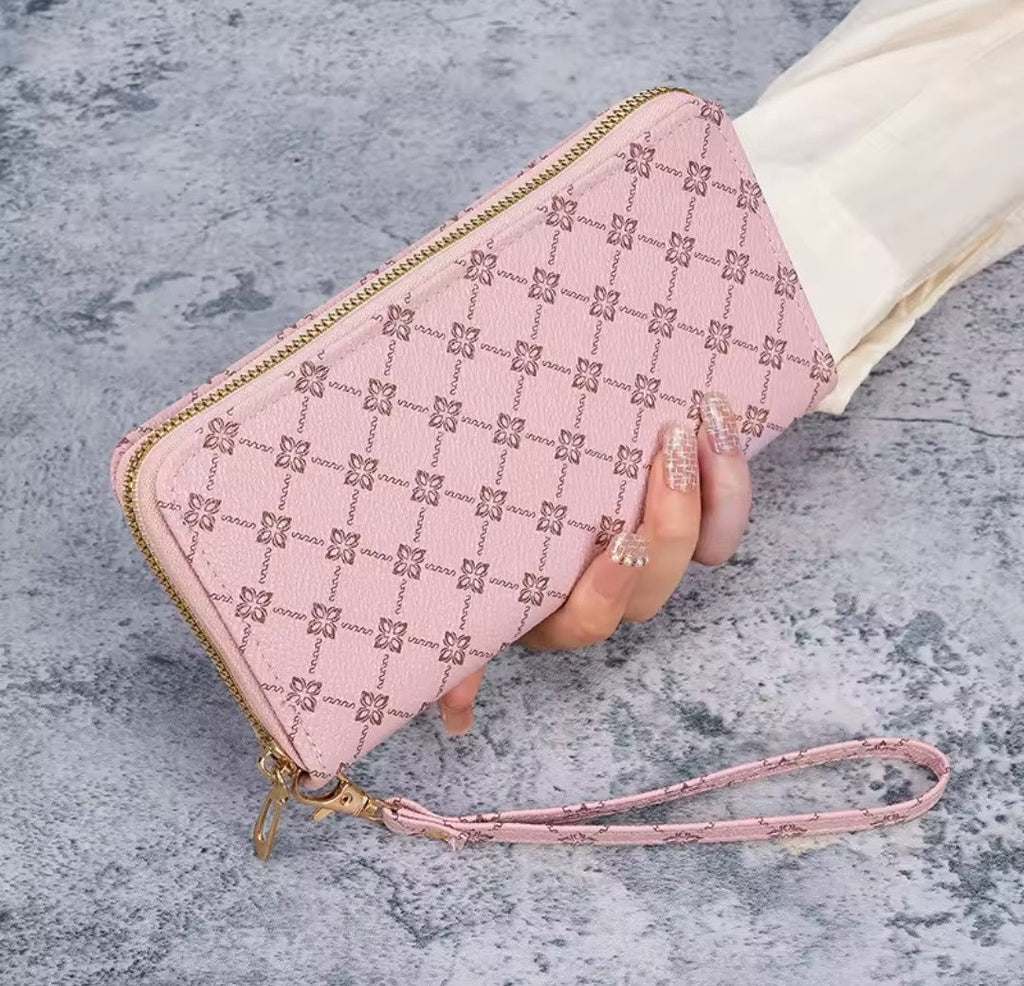 BGB Beauty Scoops - Mystery Beauty Bundle Beautiful Girl Boutique