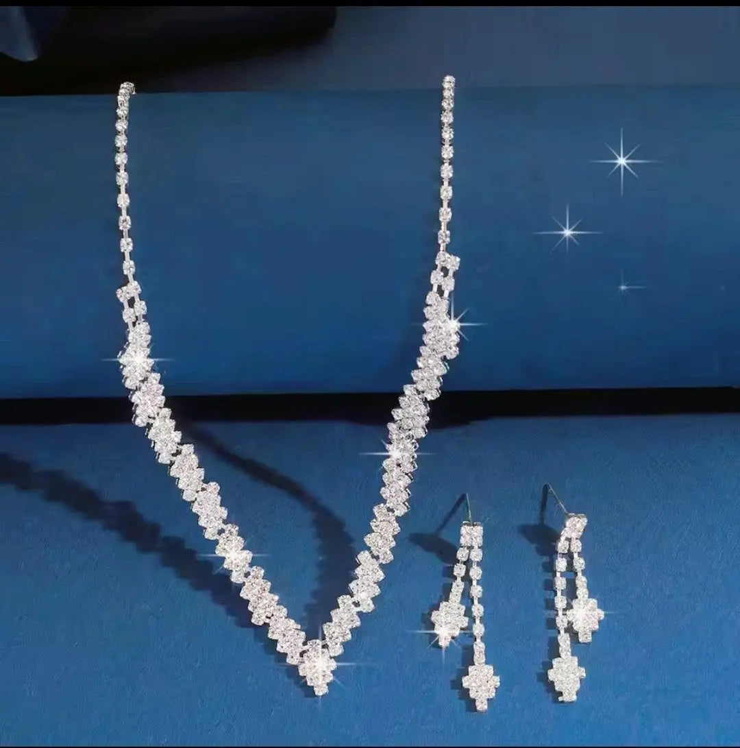 Sparkling Rhinestone Jewelry Set - Necklace & Earrings Beautiful Girl Boutique